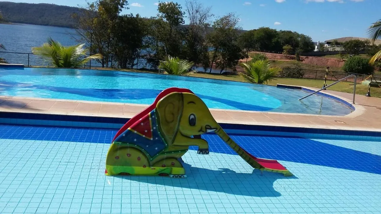 Aldeia Do Lago: Lakeside Retreat with Aqua Park and EV Charging Caldas Novas 0*,