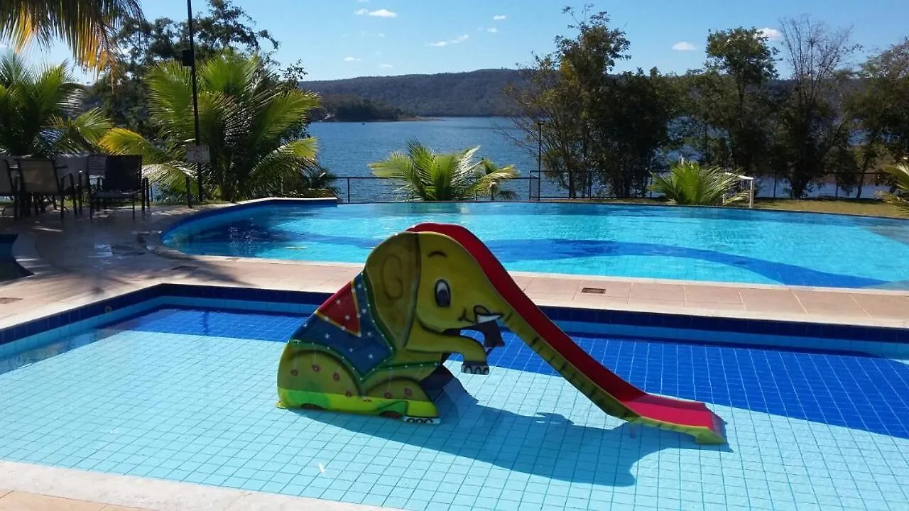 Aldeia Do Lago: Lakeside Retreat with Aqua Park and EV Charging Caldas Novas